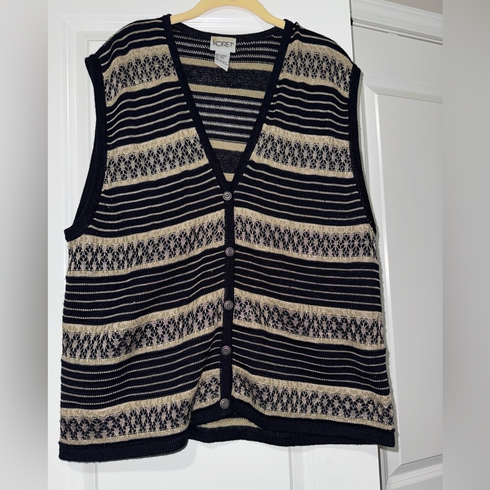 Vintage Koret Black and Cream Knit Vest size Large